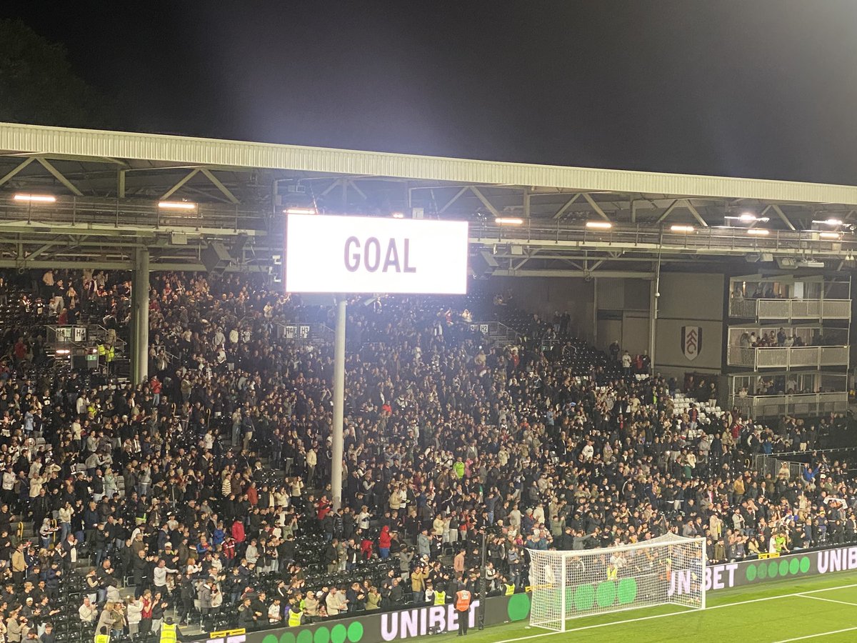 Greg McKenzie tweet media