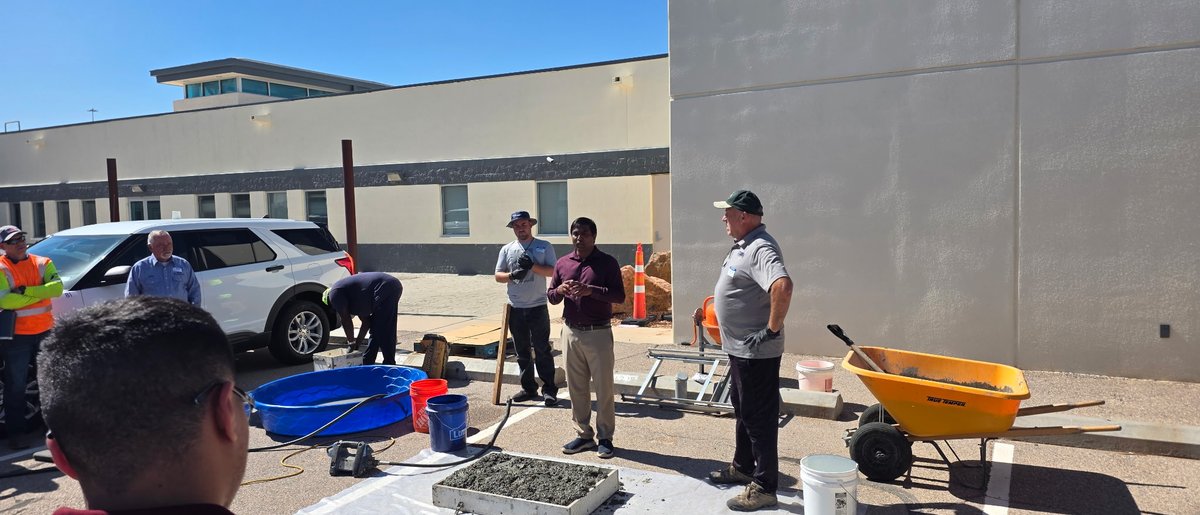 usibwc's tweet image. The #USIBWC recently joined the @USDOTFHWA (Federal Highway Administration) Mobile Concrete Technology Center at @txdotelp to explore the latest in concrete innovation.

Why does this matter? The strength and durability of concrete directly impact the safety and reliability of…