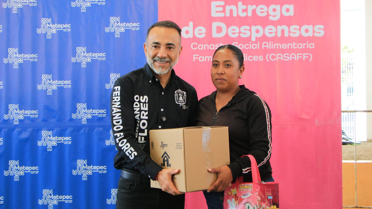 La unión hace la fuerza 🙌. 

Hoy llevamos sonrisas y apoyo a las familias de la Magdalena Ocotitlán con nuestro programa "Familias Felices".
