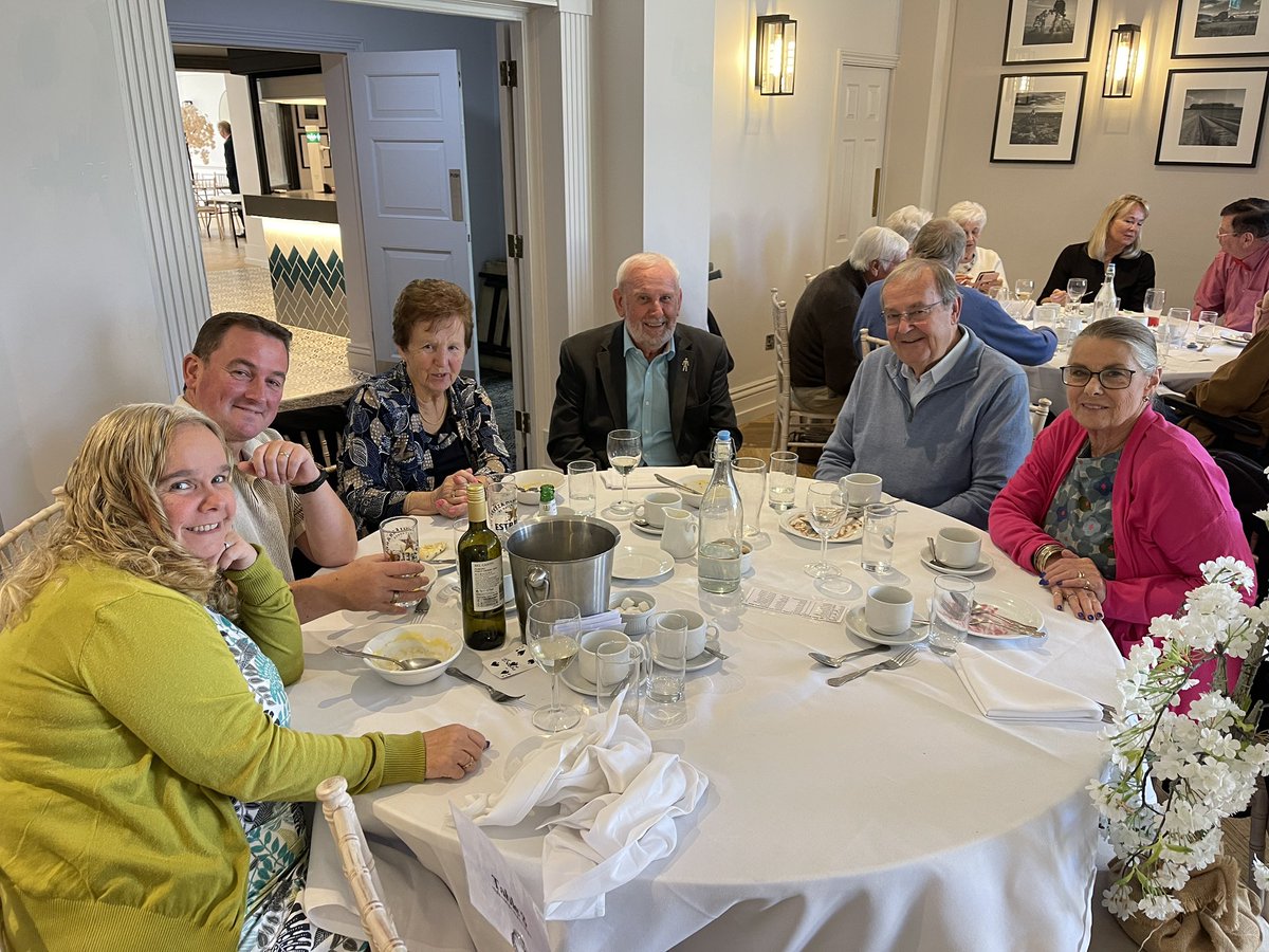 These were taken at a Wrekin Mark Lodge, No, 1129 Sunday lunch held in aid of Alzheimer's society and Severn Hospice this afternoon.A magican entertained us and around £500 was raised for both charities #Freemasons #Freemasonry