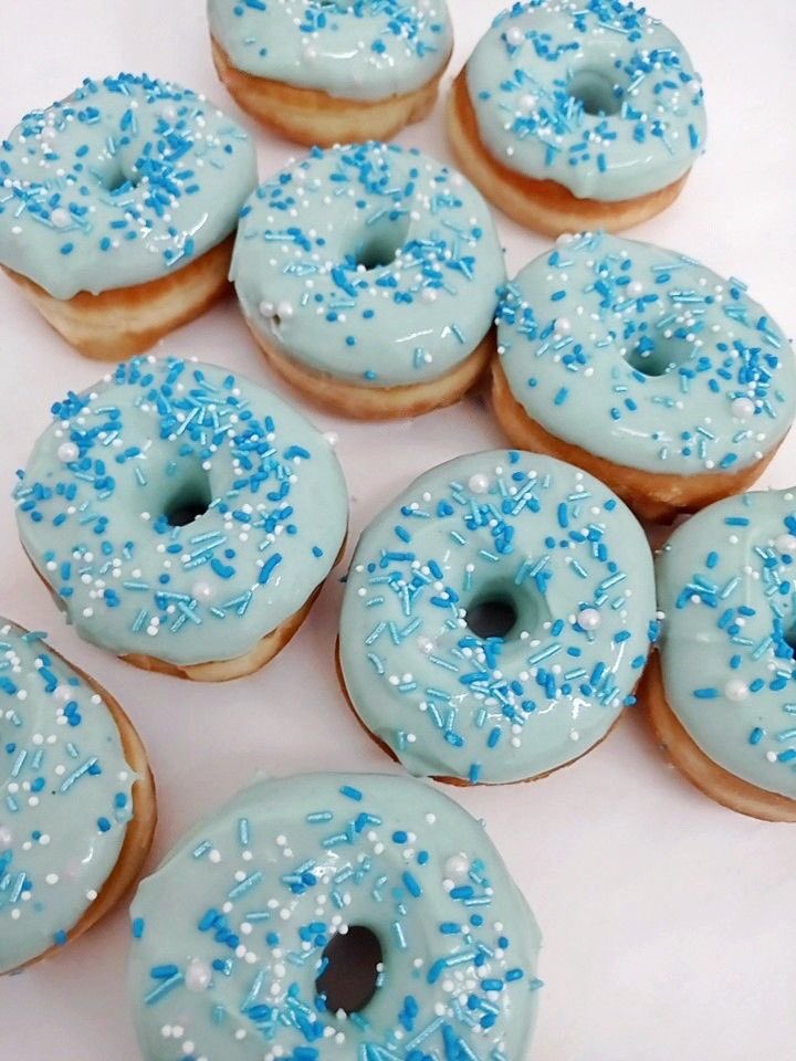 elli0tsgarden's tweet photo. ┌─────── ୨୧ ────────┐ 
                    employees guide to dunkin’ donuts 
                                  a thread for edtwt
                              ♡ and ↻ appreciated.ᐟ
              └─────── ୨୧ ────────┘ https://t.co/YofcF31q7c