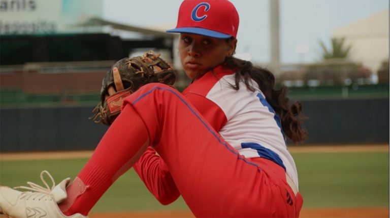 #BeisbolCubano
#Cuba avanza a semifinales en Panamericano de Béisbol Femenino
Y aseguró su pase a las semifinales del V Campeonato Panamericano de Béisbol Femenino, que transcurre en La Guaira, #Venezuela.
<a href="/InderCuba/">INDER</a> <a href="/InderCav/">INDER CAV</a>