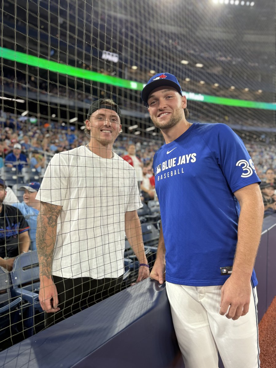 Toronto Blue Jays tweet media