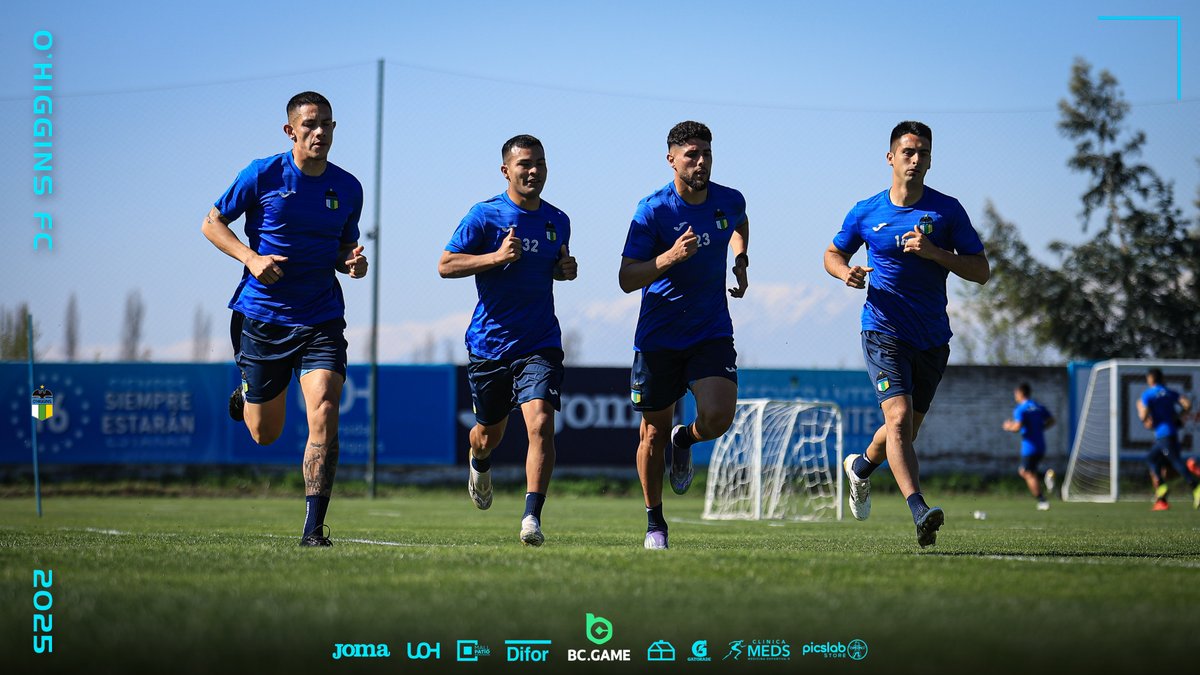OHigginsoficial's tweet photo. 💪🏻 ¡𝐋𝐨𝐬 𝐜𝐞𝐥𝐞𝐬𝐭𝐞𝐬 𝐞𝐬𝐭𝐚́𝐧 𝐝𝐞 𝐫𝐞𝐠𝐫𝐞𝐬𝐨! ⚽️

Esta tarde nuestro Plantel Profesional retornó a los entrenamientos en el Centro Deportivo Monasterio Celeste 🇧🇼 ¡Vamos O’Higgins! 👏🏻

#VamosLaCeleste 🇧🇼 https://t.co/cza51L0CgY