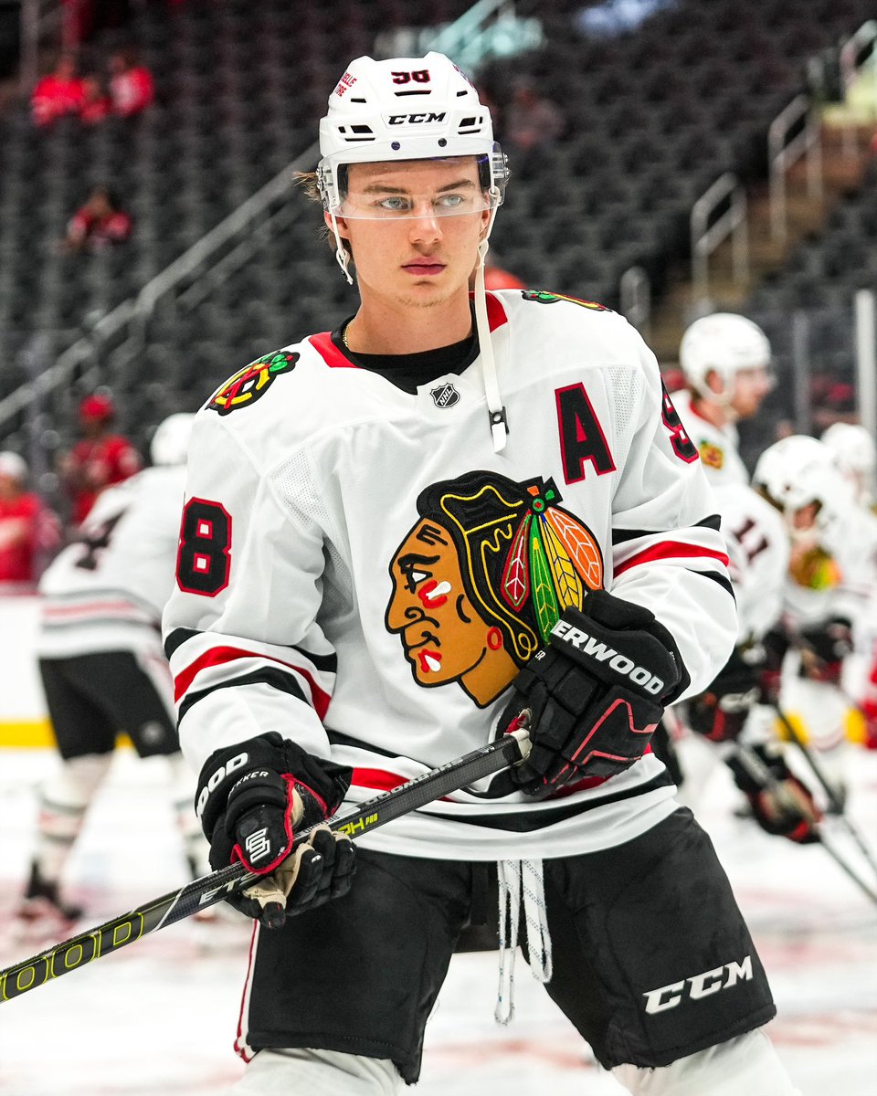 BR_OpenIce's tweet photo. Bedard is rockin the “A” tonight 👀

(via @NHL) https://t.co/dkCHtlJFfJ