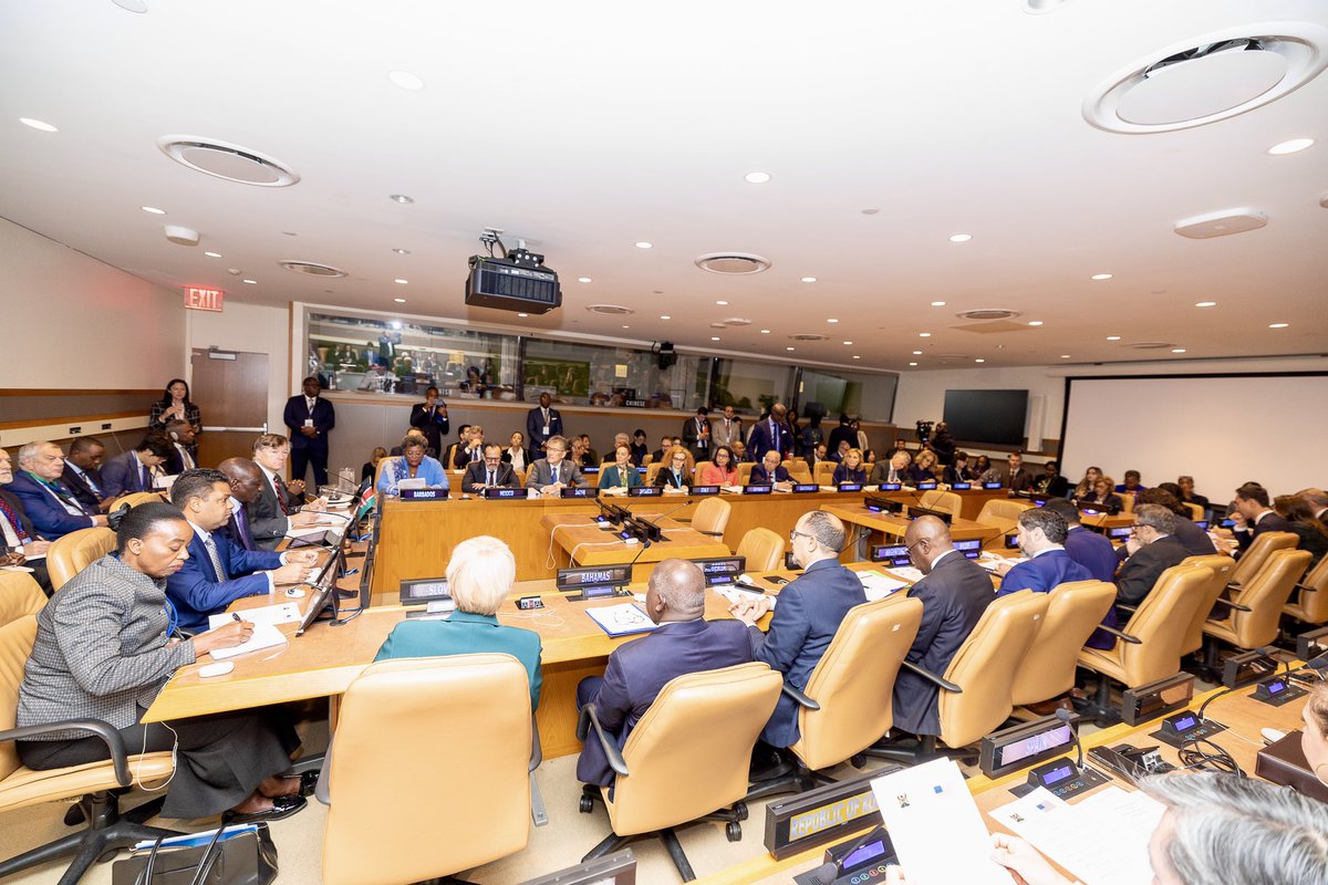 À l’ONU, le Président du Conseil Présidentiel de Transition, <a href="/Lsaintcyr/">Laurent Saint-Cyr</a> , a pris part, lundi 22 septembre, à une réunion de haut niveau consacrée aux perspectives du Kenya sur la Mission multinationale d’appui à la sécurité (MMAS) en Haïti. Coprésidée par le Kenya, Haïti et les