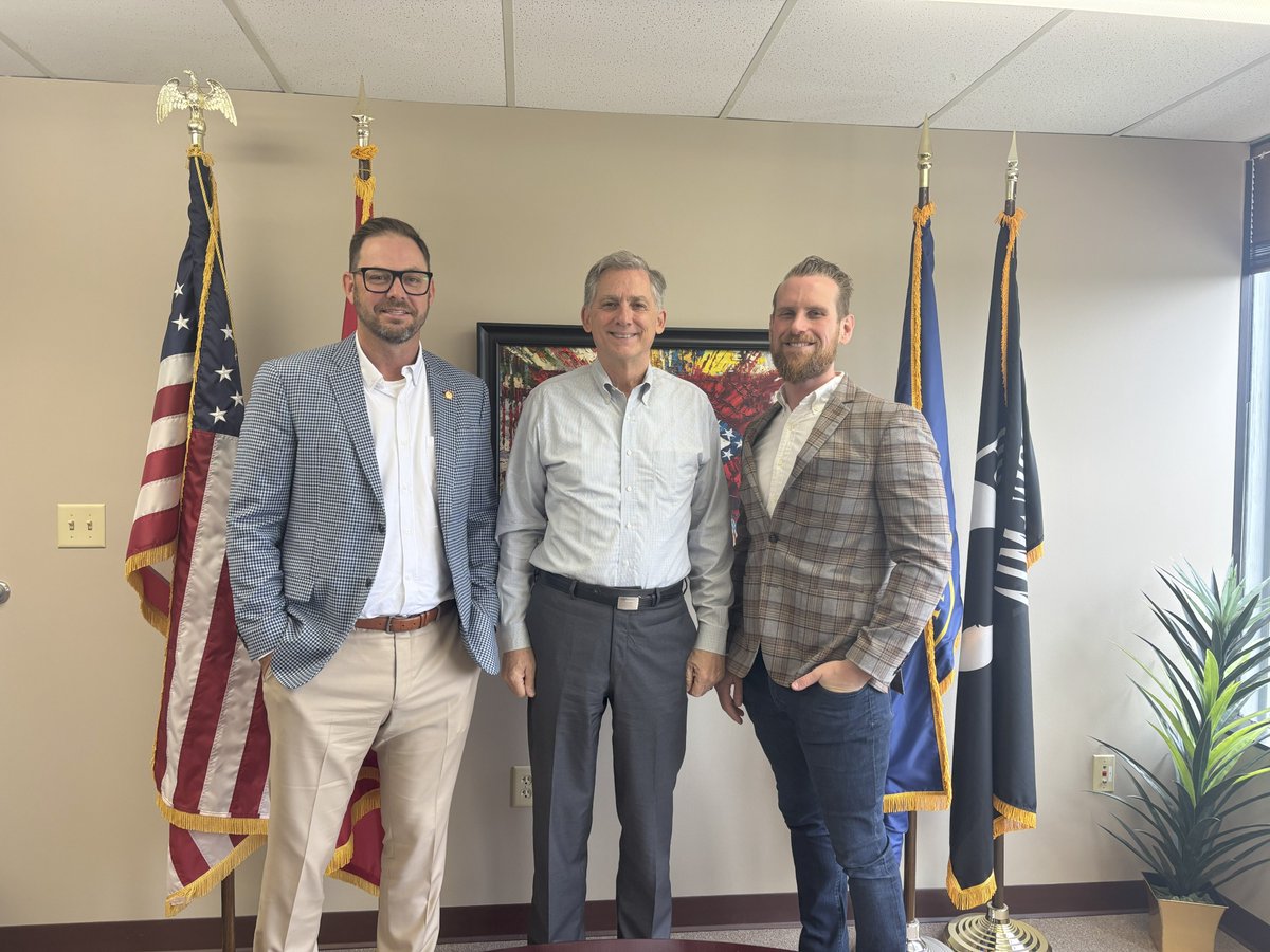 RepFrenchHill's tweet image. Had a great conversation with @AGCARKANSAS's Brad Spradlin and @my_acef's Zach Sloan about the future of Arkansas’s construction workforce and ACEF's Building Tomorrow campaign.
The new campus in Little Rock will train students, career changers, and returning workers in trades…