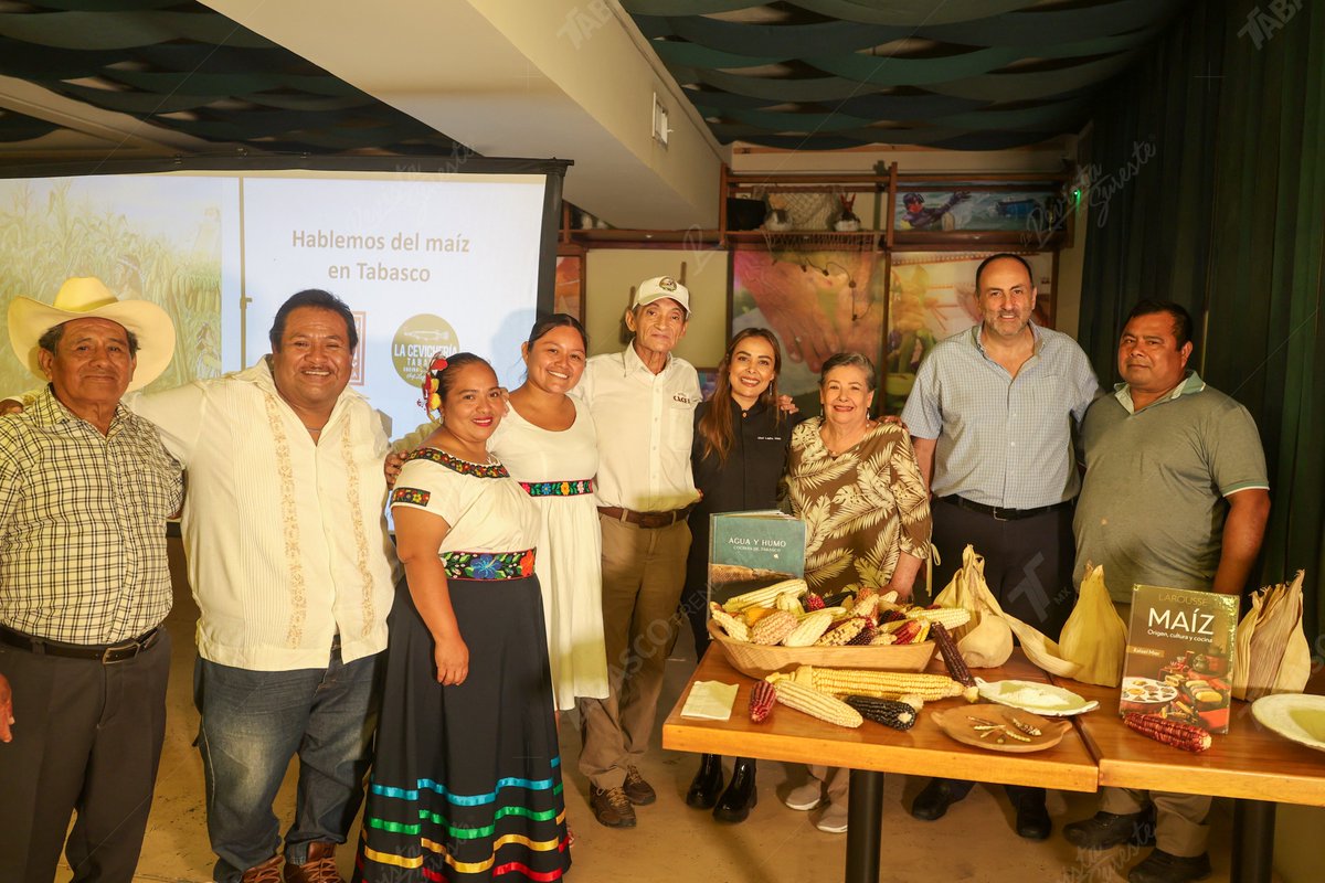 Raíces y sabor: Evento sobre maíz mexicano con la Chef Lupita Vidal y Rafael Mier dejó huella en Tabasco🌽✨

<a href="/chef_lupita/">Lupita Vidal</a> <a href="/LaCevicheriaTab/">La CevicheríaTabasco</a> <a href="/fundaciontorti/">Fundación Tortilla</a> 

#ChefLupitaVidal #FundaciónTortilla 
#LaCevicheríaTabasco #PatrimonioGastronómico #RafaelMier

tabascotrends.com/2025/09/23/rai…