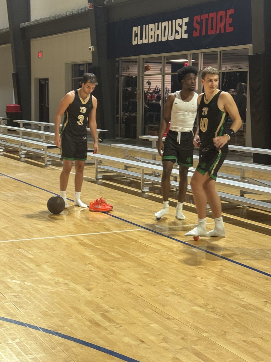 Rolling before the game let’s go ⁦<a href="/wizeweights/">Wizeweights</a>⁩ Thanks