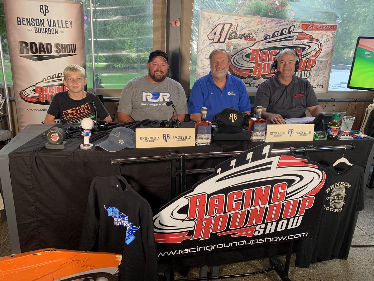 The Racing Round Up Show tweet media