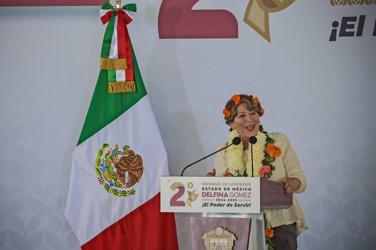 SeducEdoMex's tweet image. 🤝 Desde #Temascaltepec, la Gobernadora @delfinagomeza presentó su informe regional, como parte del Segundo Informe de Gobierno, y reafirmó que el sur del Estado de México también es parte de la transformación.