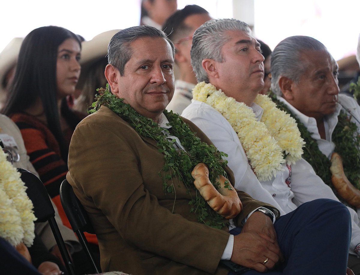 PJEdomex's tweet image. El Magistrado Presidente del Tribunal Superior de Justicia del Estado de México, @mgdohector, asistió al Segundo Informe de la Gobernadora @delfinagomeza en el sur del estado, #Temascaltepec.

En esta región, el #PJEdomex reitera su compromiso de fortalecer la cercanía con la…