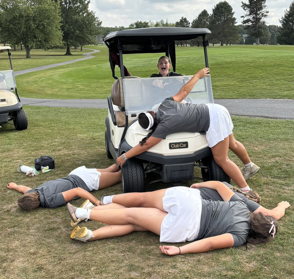 RHS Girl's Golf tweet media