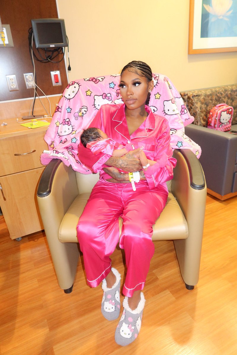 AsianDaBrattt's tweet image. My Baby Doll 🩷