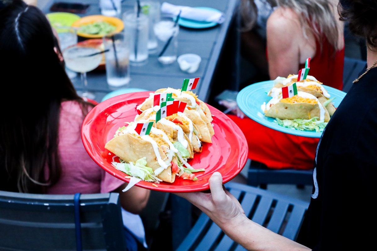 It's never too late for Taco Tuesday 😍 Our Taco Tuesday deals go all night long! Stop in for some tasty tacos tonight. We're open till 11pm 🌮