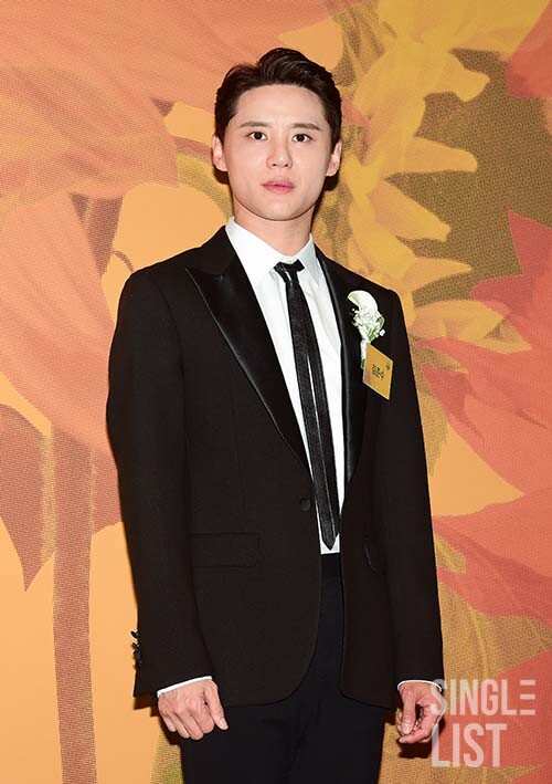 싱글리스트 tweet media