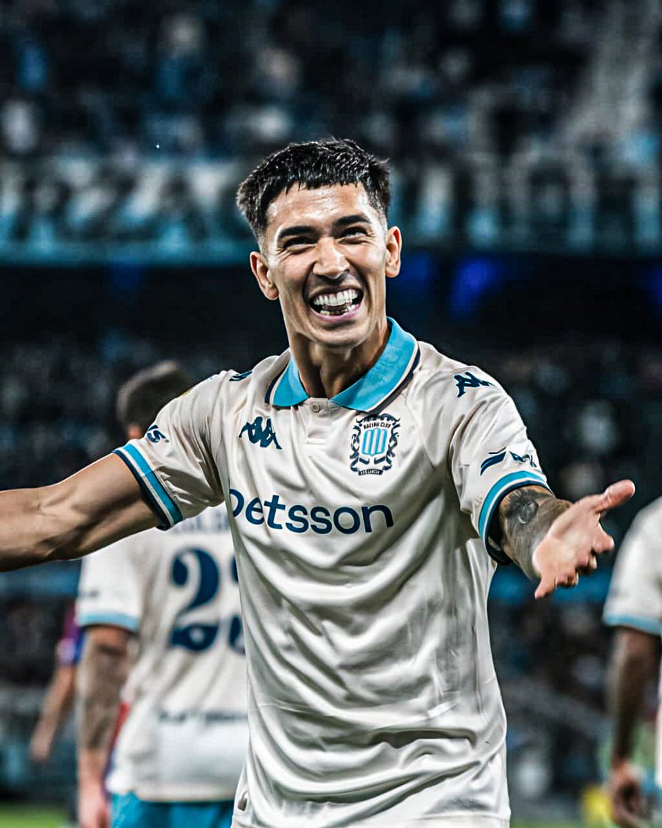 Ra1PRacinguista's tweet photo. GOOOOOOOOOOOOOOOOOOOOOOOOOOOOOOOOOOOOOOOOOOOOOOOOOOOOOOOOOOOOOL DE RACING DE LA ACADEMIA DE SANTIAGO GERMÁN SOLARI 

82 ST #Racing 🇦🇷 1️⃣ #Velez 🇦🇷 0️⃣

Copa #Libertadores / Cuartos de Finales / Vuelta / ( 2️⃣ - 0️⃣ )

#ElPrimerGrande #VamosRacing 
#RacingClub #RacingCopa #LaAcademia https://t.co/USt8Usw0ul
