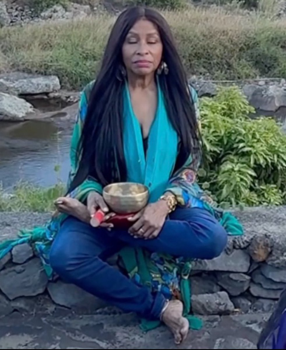 meanwhile nicki minaj