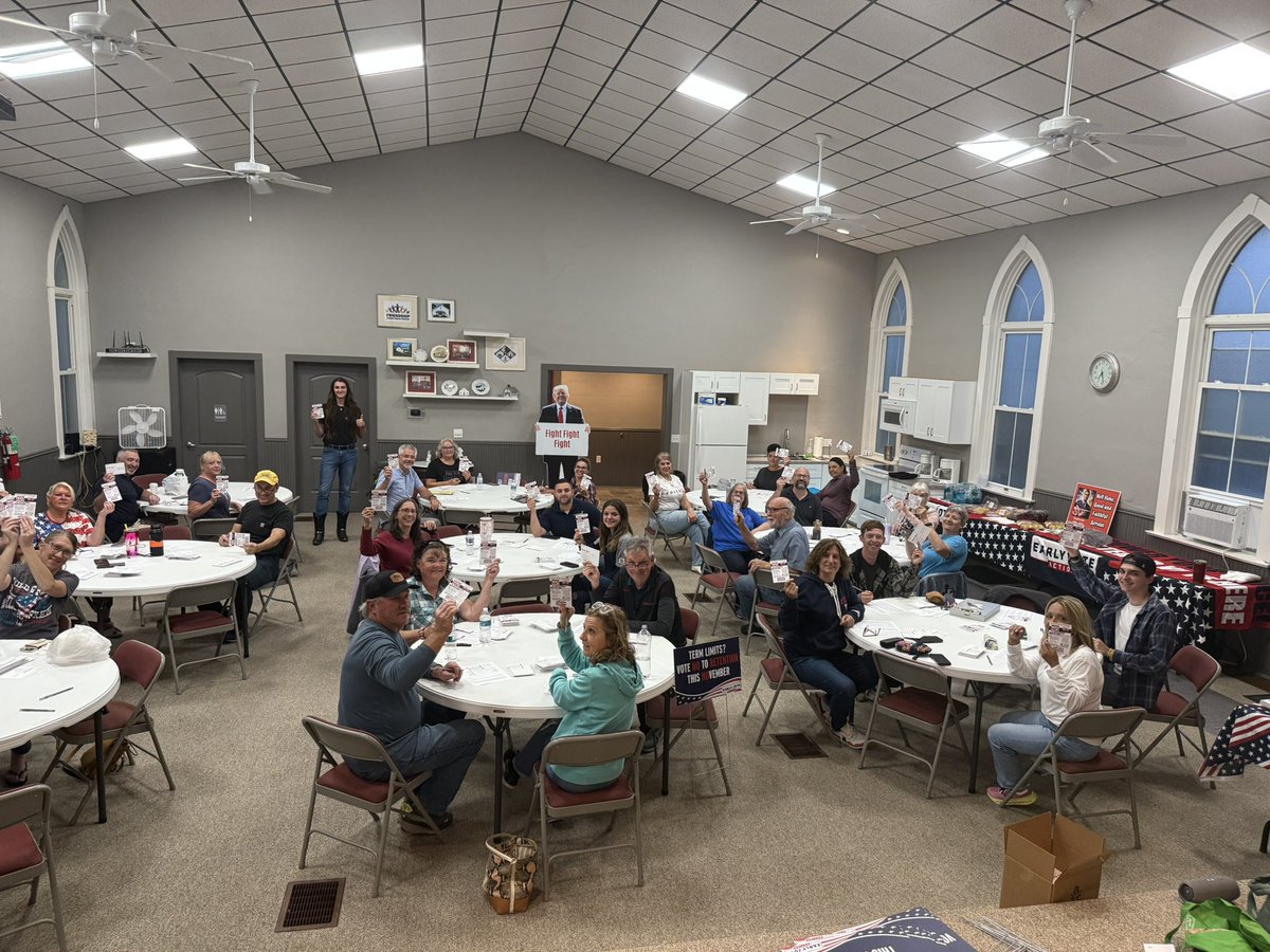 ScottPresler's tweet image. WOW! 

Dozens of volunteers are writing postcards to thousands of Amish across Pennsylvania. 

We were entrusted w/ this list of Amish families &amp;amp; are continuing to court their votes. 

This is grassroots organizing. 

📍Butler County, PA