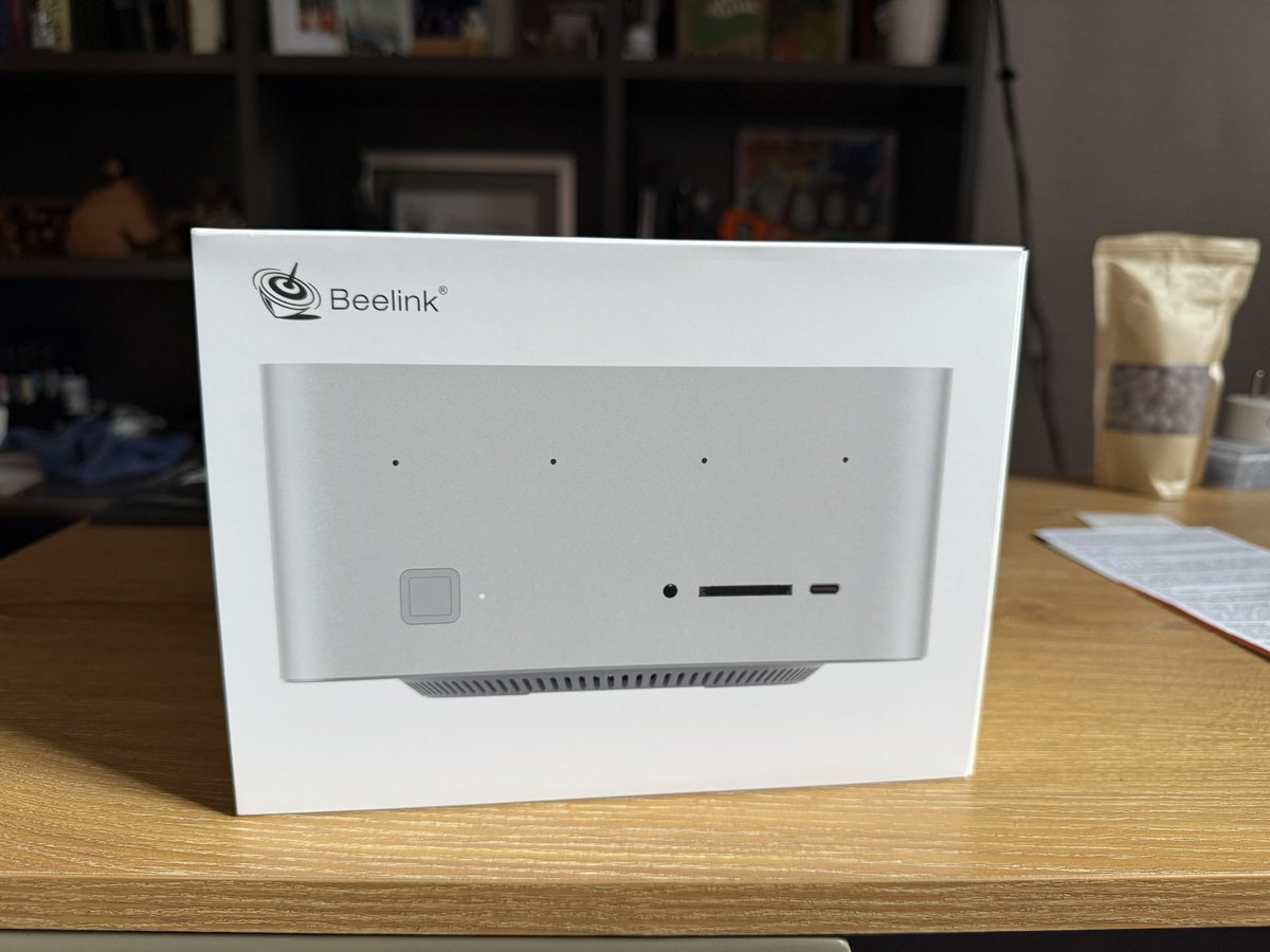 Rafael González tweet media