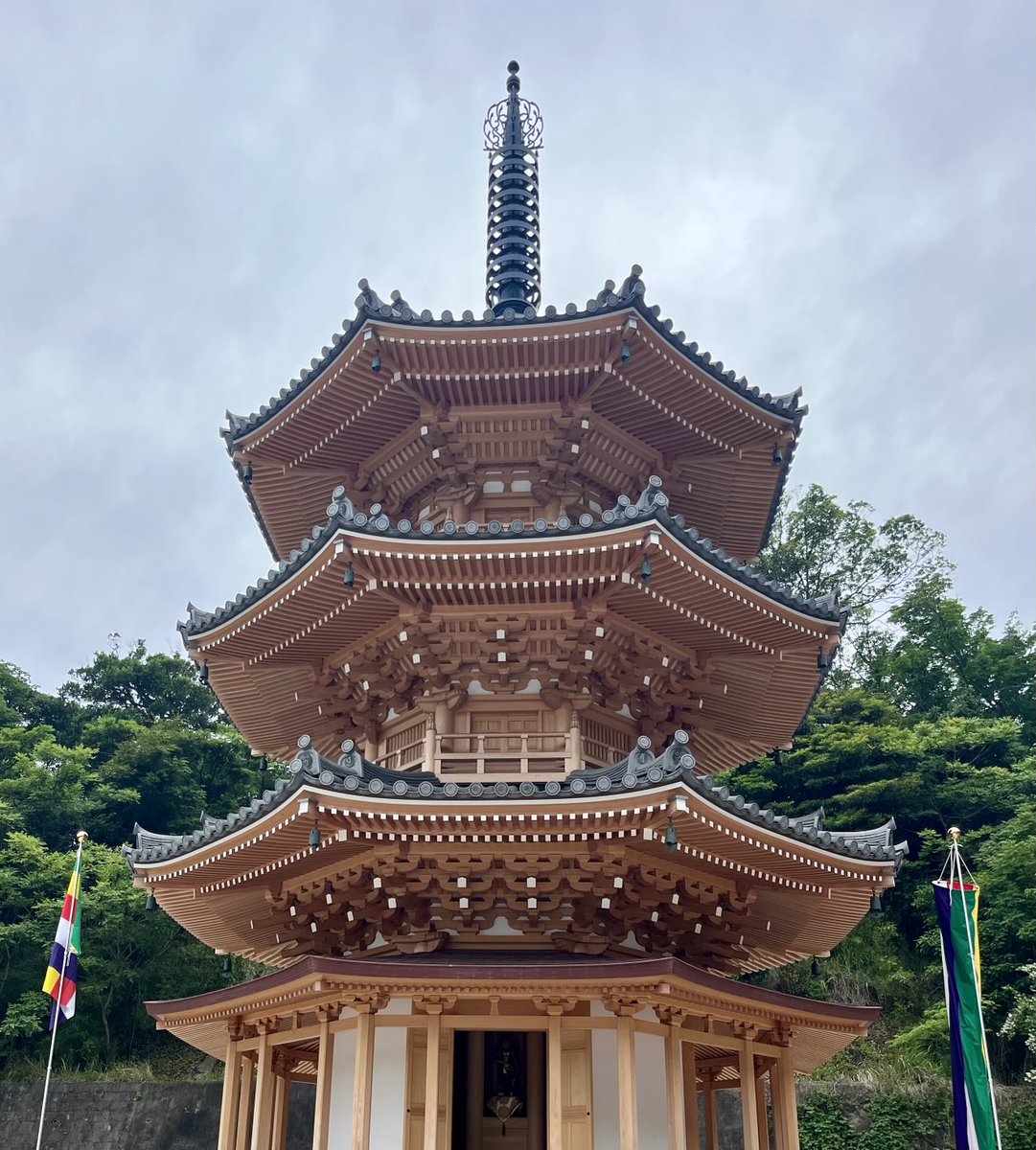 「光たゆたふ〜岩波昭彦展」
展示最終日の9/23火)も沢山の
皆さまがお楽しみくださり
名残惜しい1日となりました。

鋸山日本寺開山1300年記念の大きな
節目で特別展として開催できました事
ご支援、ご協力くださいました方々
ご来館くださった皆さまに
深く感謝申し上げます！