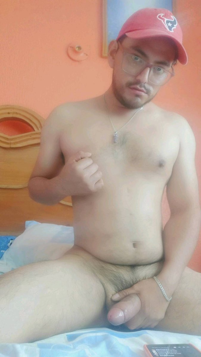 EmmSaR131281 tweet media