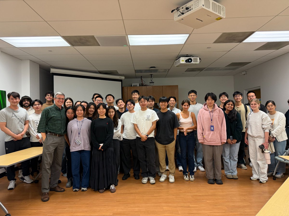 ProfJohnARogers's tweet image. WOW! We have a record number of MS students in our group this cycle! – a total of ~32 across several different departments, more than half of whom are just now starting the first year of their program! Over the years, MS students have made amazing contributions to our research…