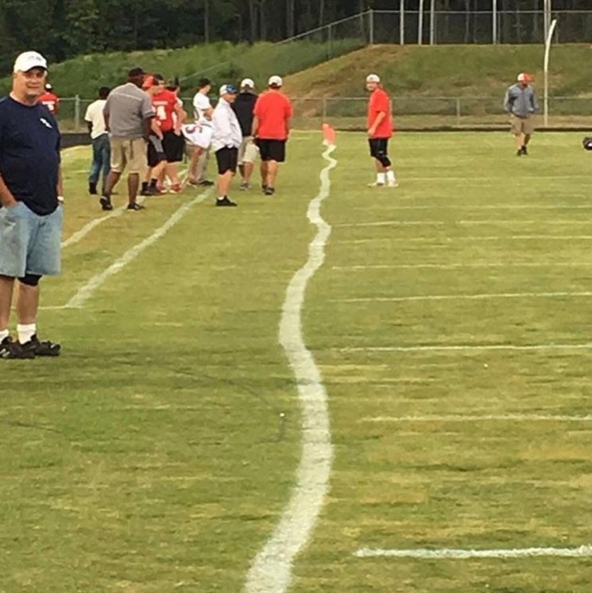 notrobbob tweet media