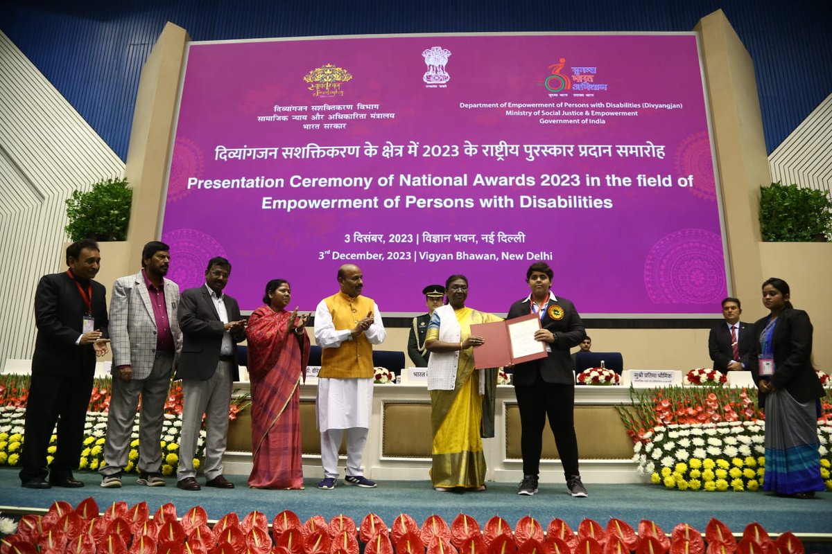 SwimmerJiya's tweet photo. Receiving the National Award of Disability 2023 and  invited as a special guest for the " At home function"  at Rashtrapati Bhavan.  Both were milestones that reminded us how far her journey has come and how much hope it carries

#poweredbyHPCL
#swimwithjiya  
#depwd https://t.co/AqFEn7UHQ2