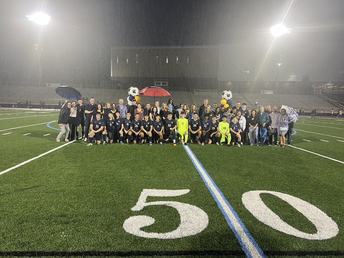Congratulations and best wishes to our Boys Soccer Seniors and their Parents!!  Go LEBO!!