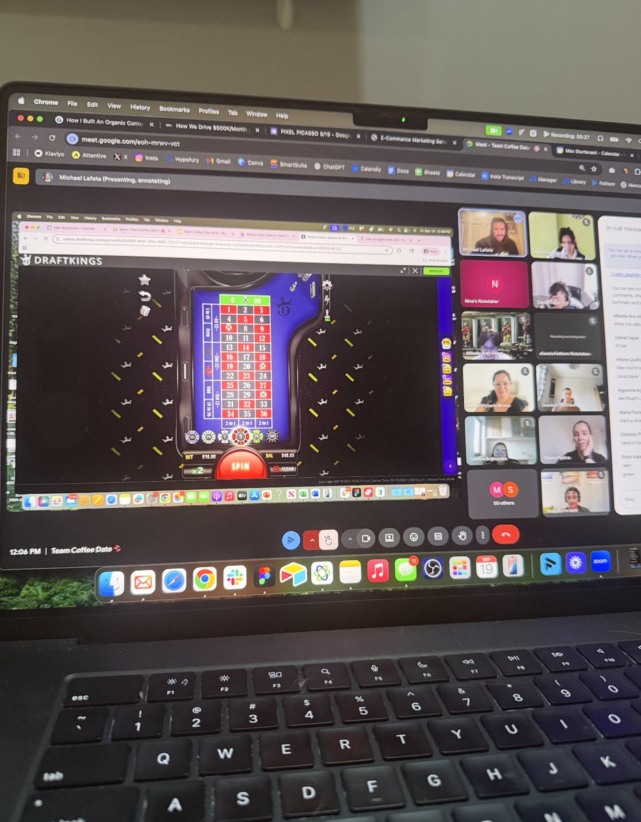 maxwellcopy's tweet image. This dude @bvm_mike legit betting the team&apos;s bonus on roulette live on the full team call.