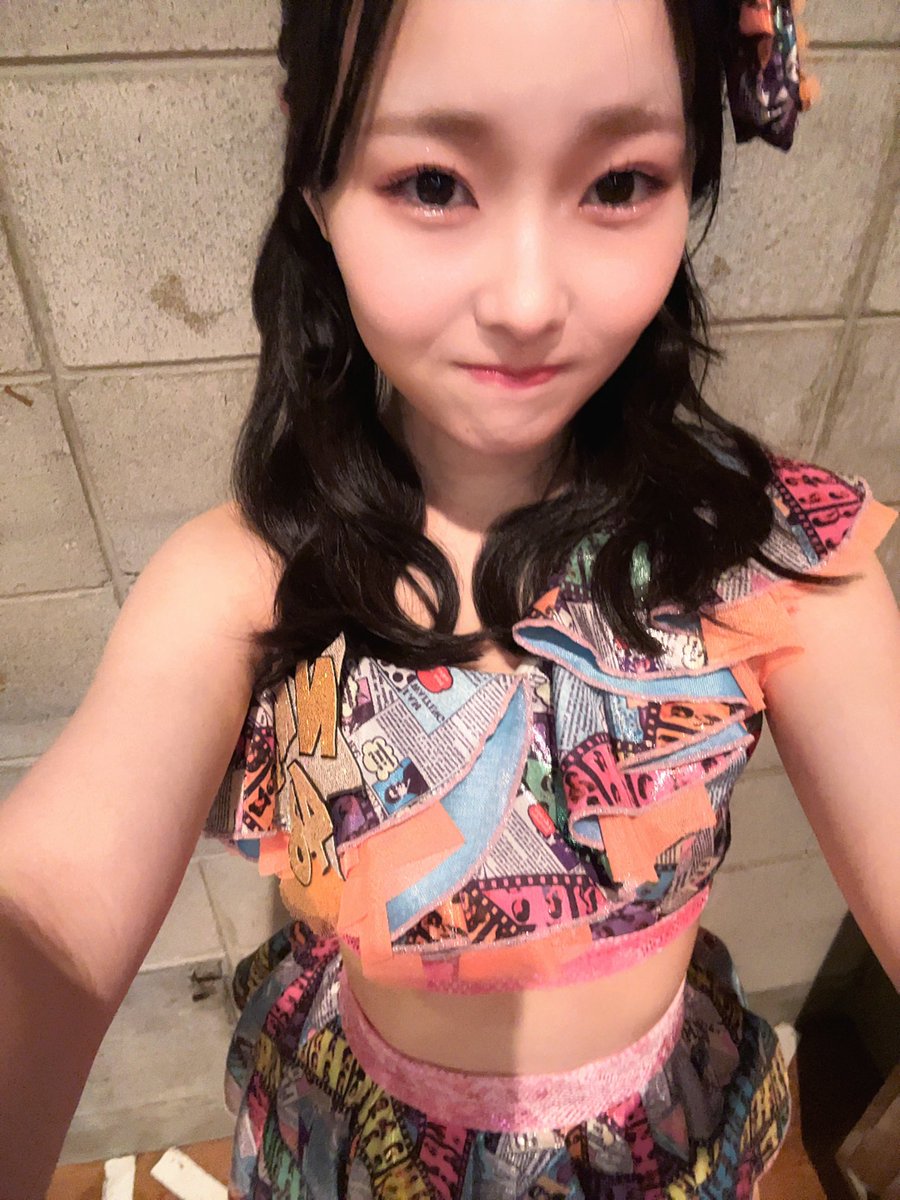 NMB48 中川朋香　直筆　サイン生写真 2024 October ヒキ NMB48 中川朋香 直筆 サイン生写真 2024 October ヒキ