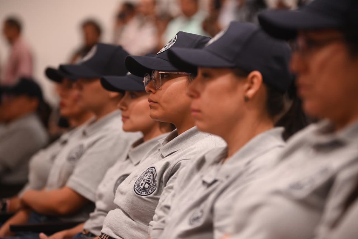 Con la Gobernadora <a href="/margarita_gs/">Margarita González Saravia</a> y la <a href="/Fiscalia_Mor/">FISCALIA MORELOS</a> , iniciaron los cursos de formación de más de 60 futuros agentes y peritos. 

 Un honor y un gusto atestiguar este paso firme hacia una justicia profesional y cercana a la ciudadanía.