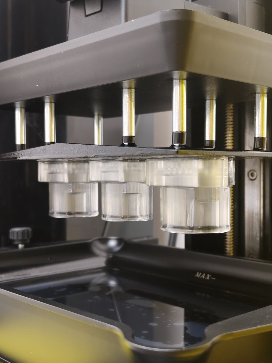 studio_DIM tweet media