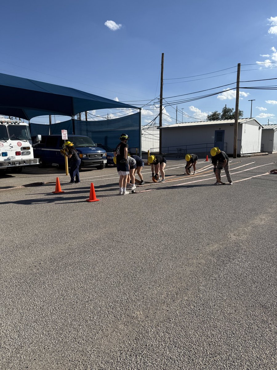 Del Valle Fire Tech tweet media