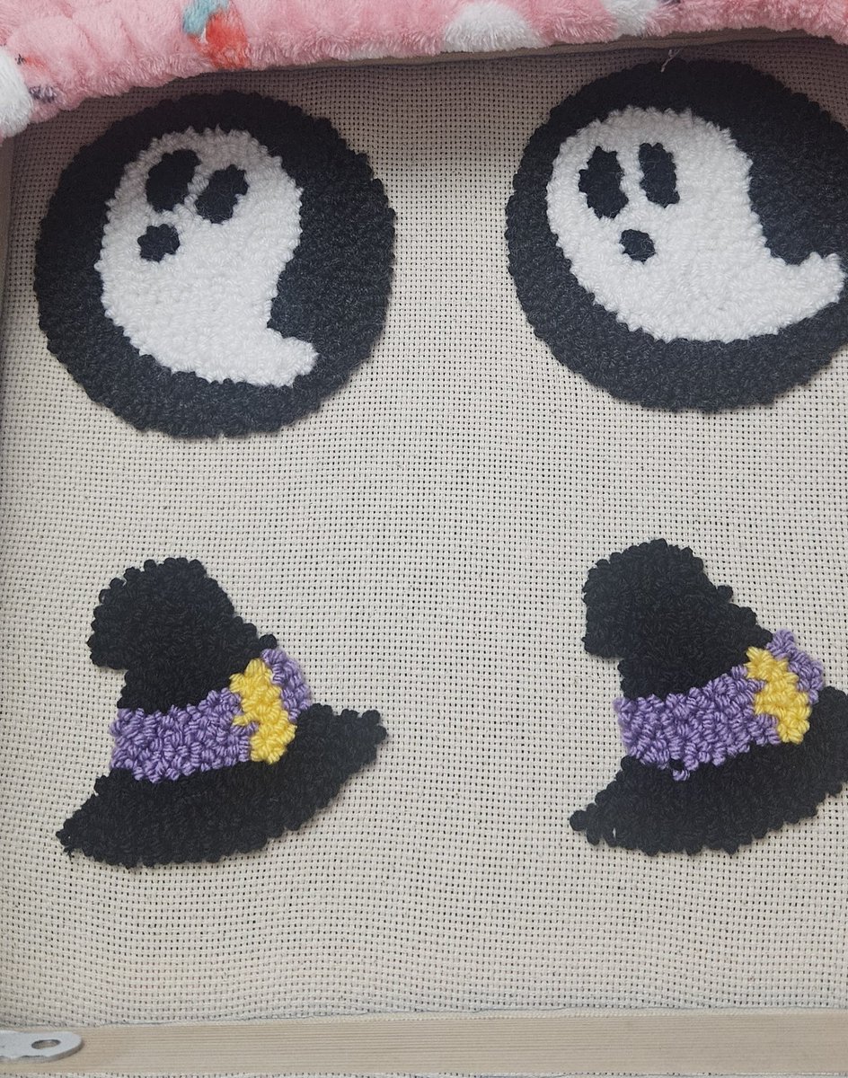 _muddx_'s tweet image. Thanks for joining the crafty part of my stream today, we did the top little ghosties, before swapping to #predecessor for games. Currently working on the cute little witches hats 😊
👻🎃👻🎃