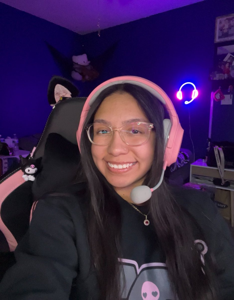 I’M LIVE! COME SAY HAIIII 💕 #Twitch #twitchaffilate #Girlgamer #Gamergirl #Fortnite #Livestream twitch.tv/jediimack