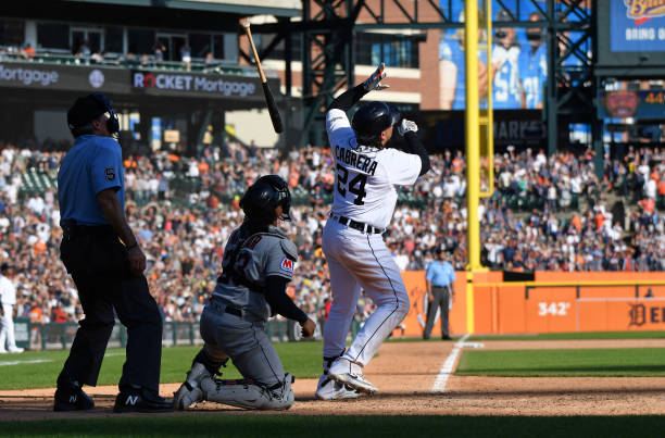 PoshpoSarkar's tweet image. 1.
Riley Greene just went deep and it’s 2-0 Tigers over the Guardians
Tigers vs Guardians 06.5  
Yankees -1.5 -115  
Join The Discord For More  

#SeanPerry #SportsBetting #MLB #Victory

Get more link: vlly.xyz/zrGJ7