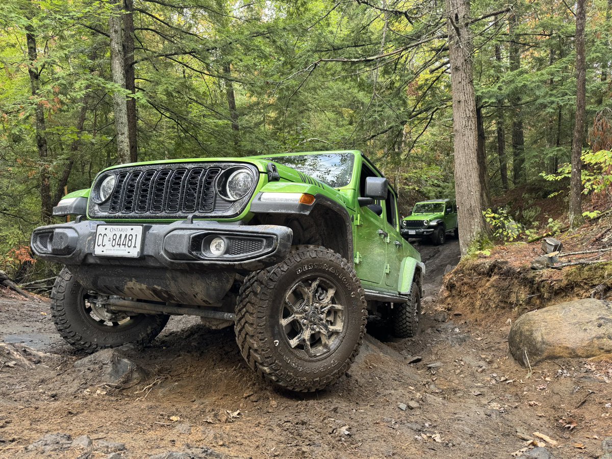 Petrina Gentile (@petrinagentile) on Twitter photo Going off the beaten track with <a href="/Jeep/">Jeep</a> #bobcaygeon <a href="/globedrive/">Globe Drive</a> Going off the beaten track with <a href="/Jeep/">Jeep</a> #bobcaygeon <a href="/globedrive/">Globe Drive</a>