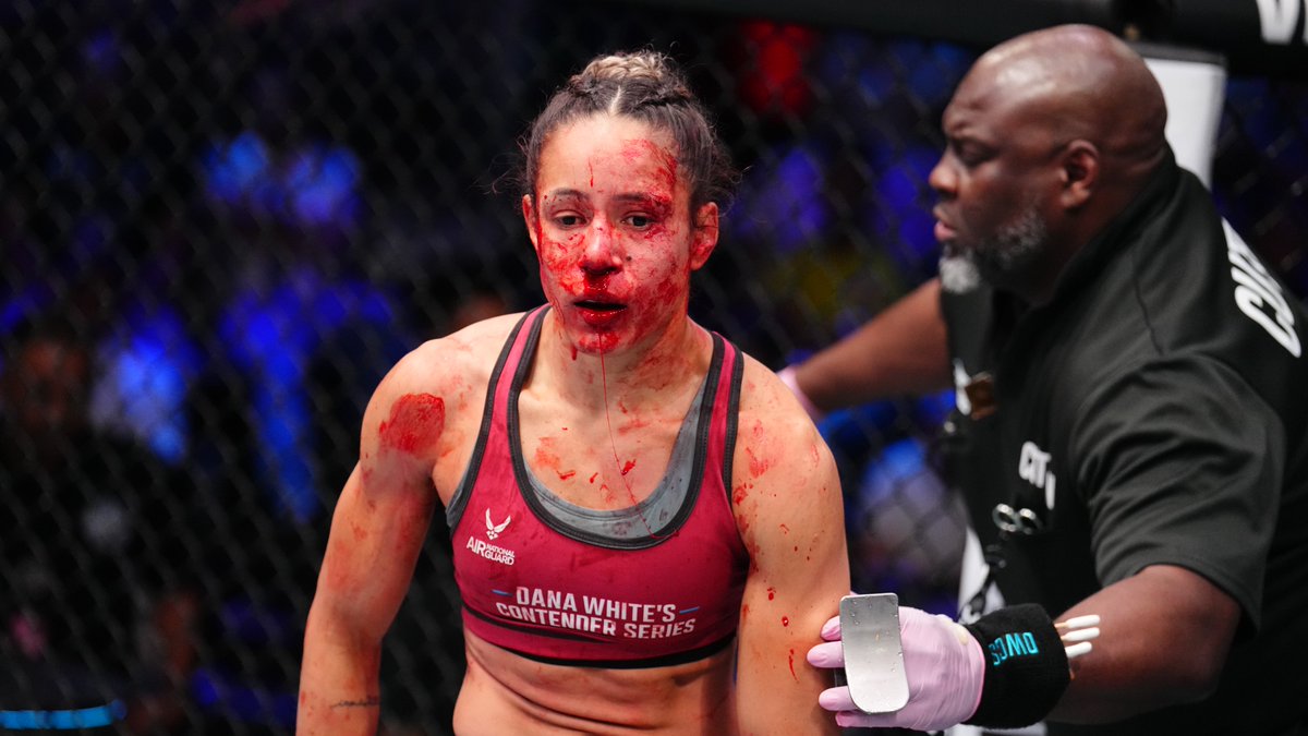 These two went at it in round one 👀 #DWCS