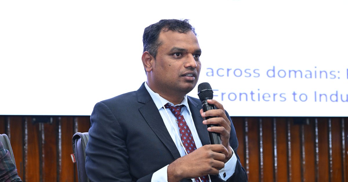 csir_niist's tweet image. 1/3 Glimpses from the panel discussion held during National Conclave on “AI &amp;amp; ML for Transformative Innovation: Bridging R&amp;amp;D Frontiers and Industry”, being organized as part of Golden Jubilee Celebrations #niistgjmo #artificialintelligence @CSIR_IND @DrJitendraSingh