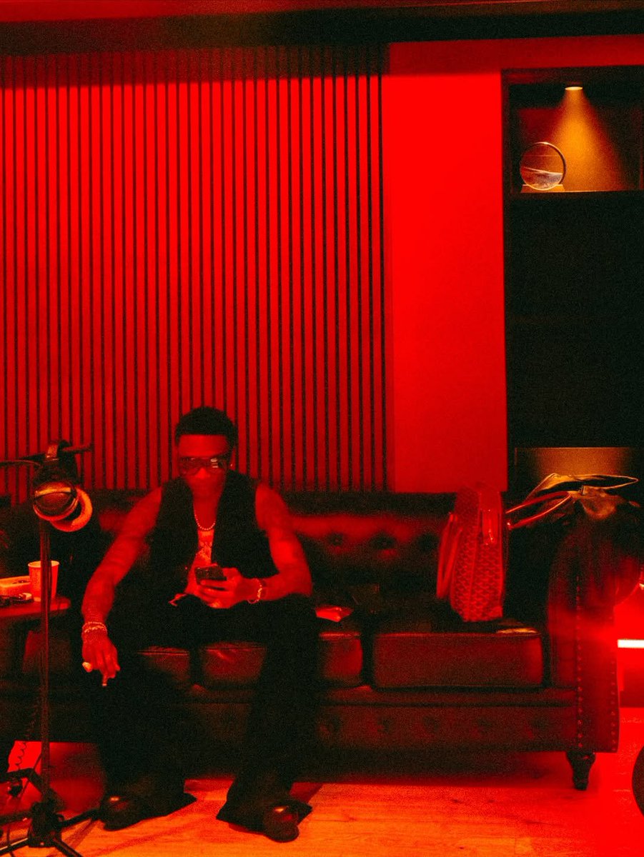 ChetaDGreat's tweet photo. WizKid via IG🦅🔥
#Depreme #الاهلي_بيراميدز https://t.co/zqj6U0Hrr2