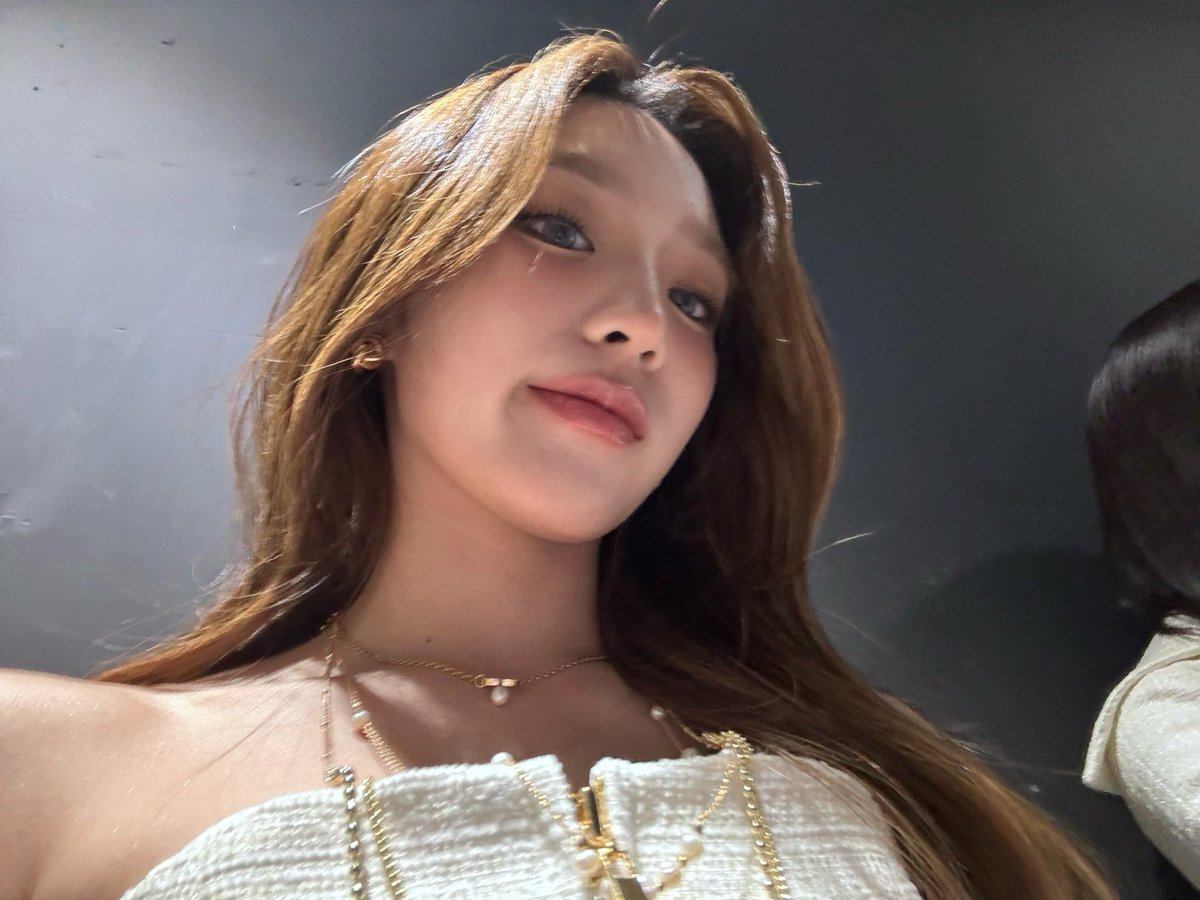 เมื่อวานมัวแต่ทำนุ่นนี่ ดีใจที่ได้เจอทุกคนนะค้า เป็นไงลุคตาเทา555 เจอกันวันอาทิตย์จันทร์นี้(บังคับเจอออ)!!! #YentertainAwards2025