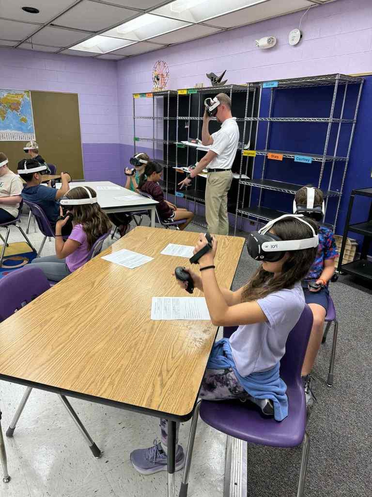 Mrs. Johnson's class got to use the VR headsets to
explore different rock formations to reinforce their knowledge of the rock cycle! Thanks to Ms. Pense and Mr. Follweiler! They rock! 🪨