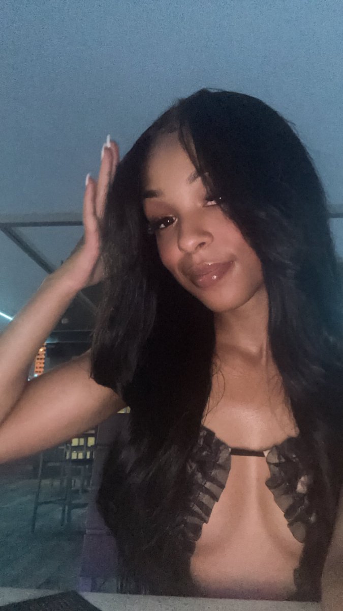 THICKHOMIEYANAA tweet media