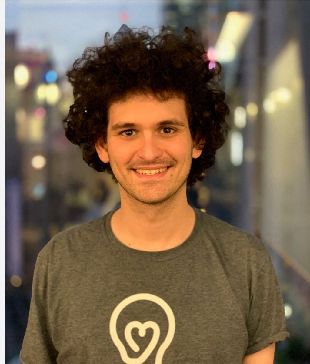 Web3Senator's tweet image. The man who can make crypto great once and for all. Release the boss!!

@realDonaldTrump @POTUS @EricTrump @DonaldJTrumpJr