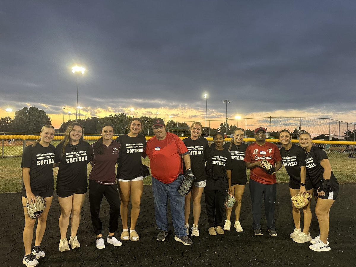 OC Softball tweet media