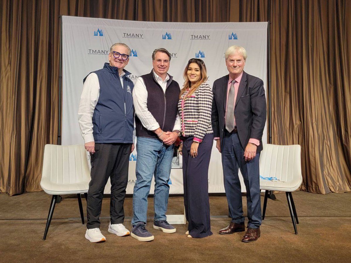 XDC_USA's tweet image. XDC Network at the New York Cash Exchange Conference 2025
On September 18–19, leaders from across treasury, finance, and risk management gathered in New York for two days of innovation and collaboration.

We’re proud to share that Mia Sultana-Ball, representing @XDC_USA and…