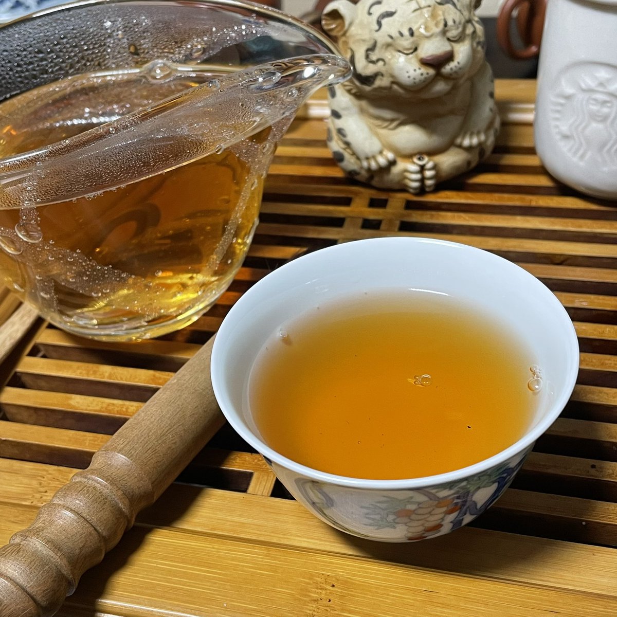 오늘 오전 업무와 함께할 이무 야생차