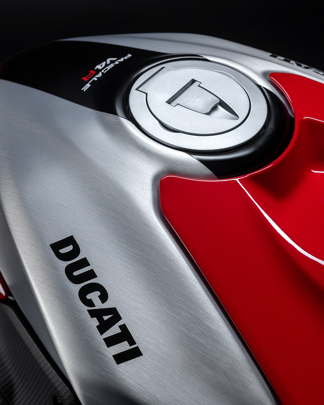 ジジ (@ZiZi1200) / X